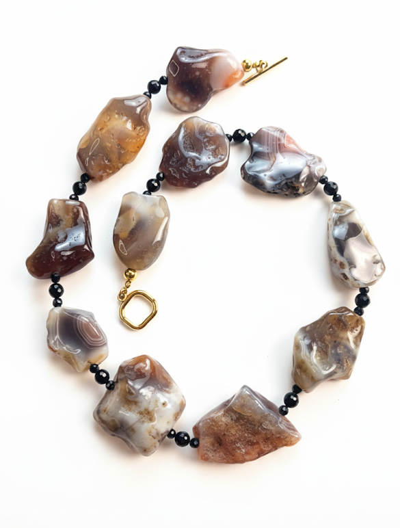Twilight Dunes | Persian Gulf Agate -Rough Stone & Black Tourmaline Necklace