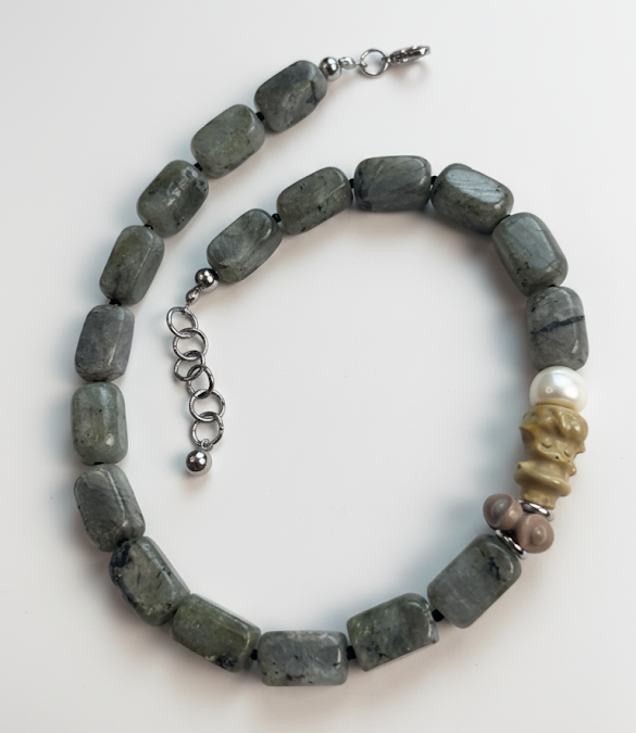 Moonbeam Meadow | Lime Moonlight Labradorite Necklace