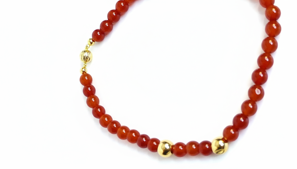 Scarlet Allure | Red Agate beds Necklace